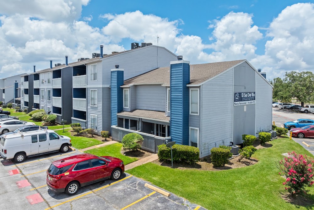 El Sol Del Rio Apartments